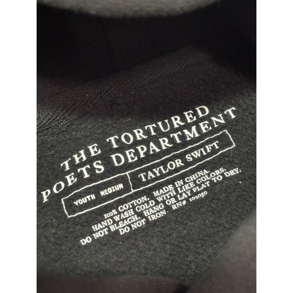 The Tortured Poets Department Taylor Swift Embossed Logo Black Hoodie Youth M - Picture 4 of 9